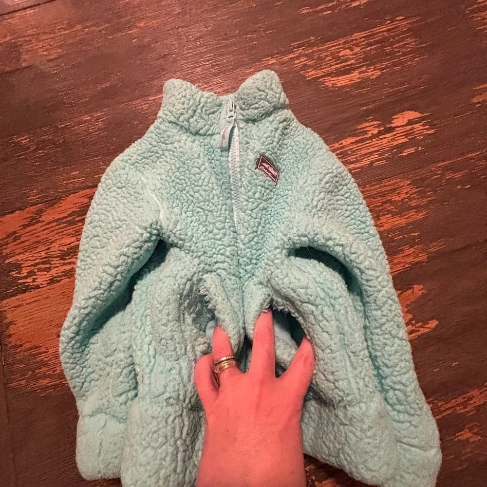 Eddie Bauer 3T Light Blue Sherpa Jacket, great used condition. So thick&warm!